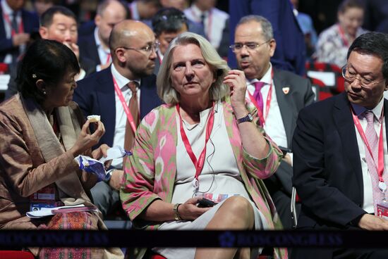 EEF-2023. Plenary Session