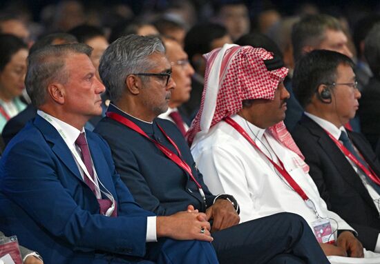 EEF-2023. Plenary Session