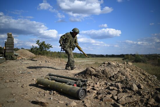 Russia Ukraine Military Operation Recruits Training