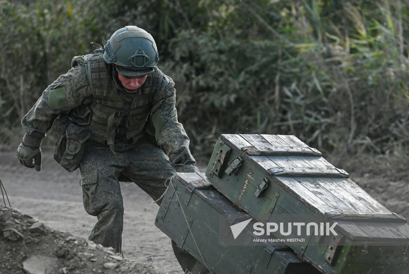 Russia Ukraine Military Operation Recruits Training