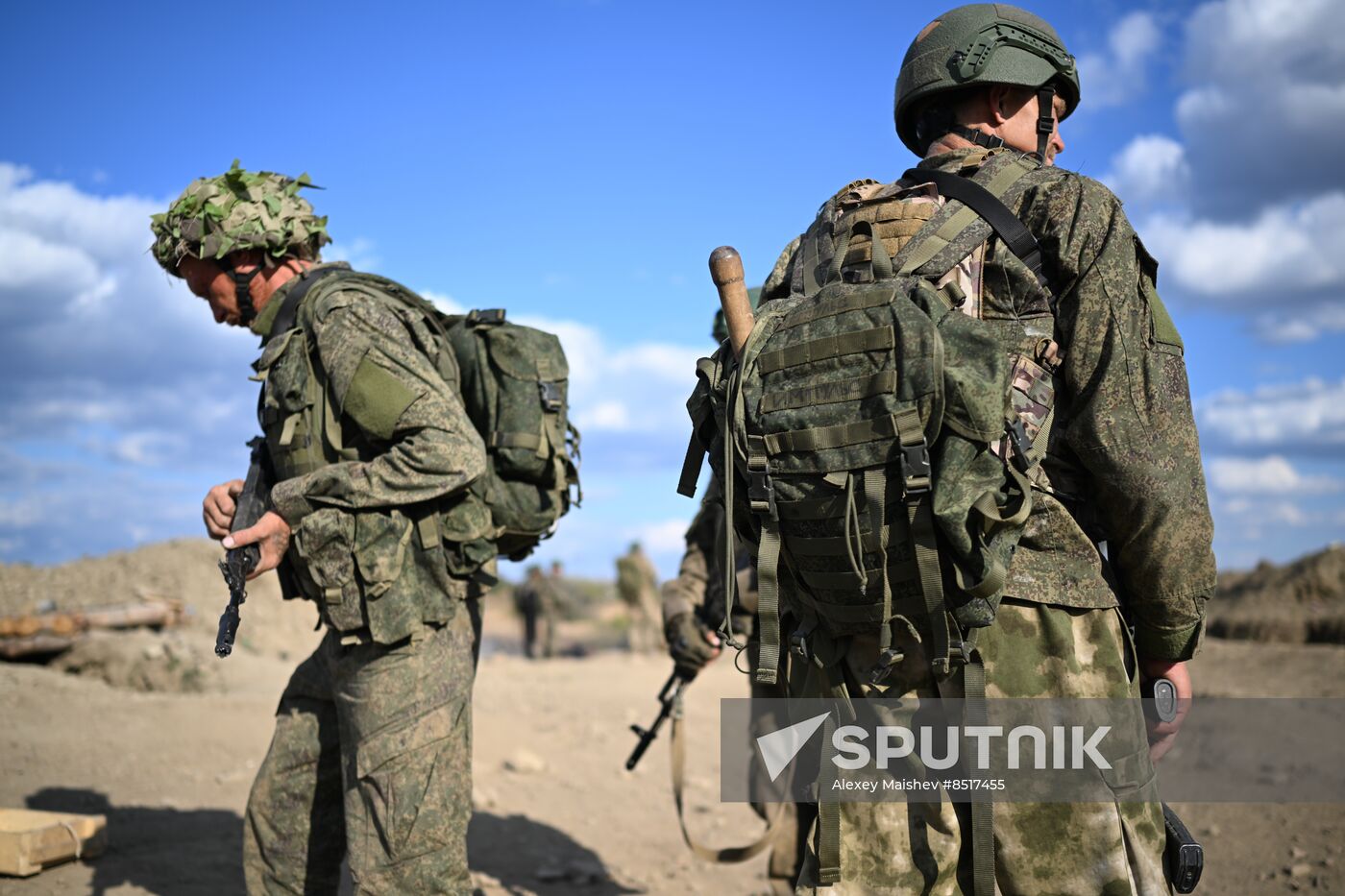 Russia Ukraine Military Operation Recruits Training