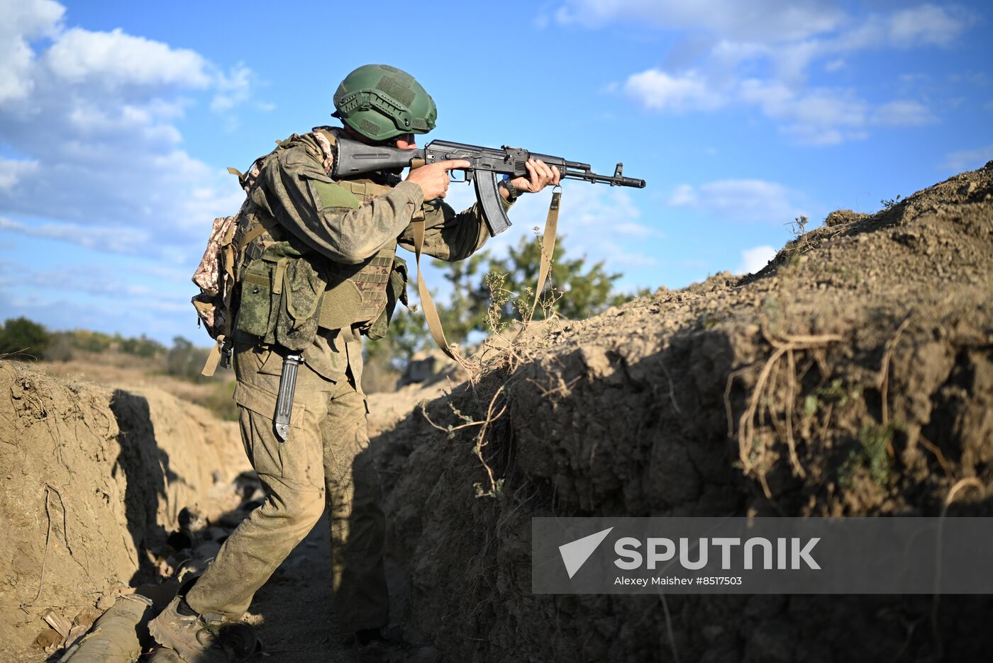 Russia Ukraine Military Operation Recruits Training