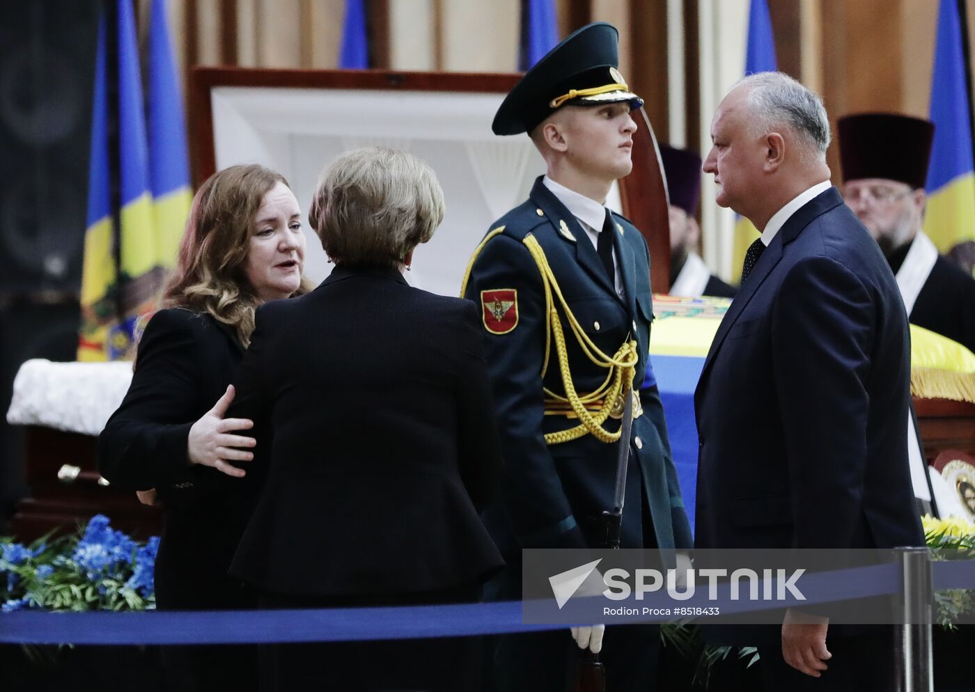 Moldova First President Snegur Death