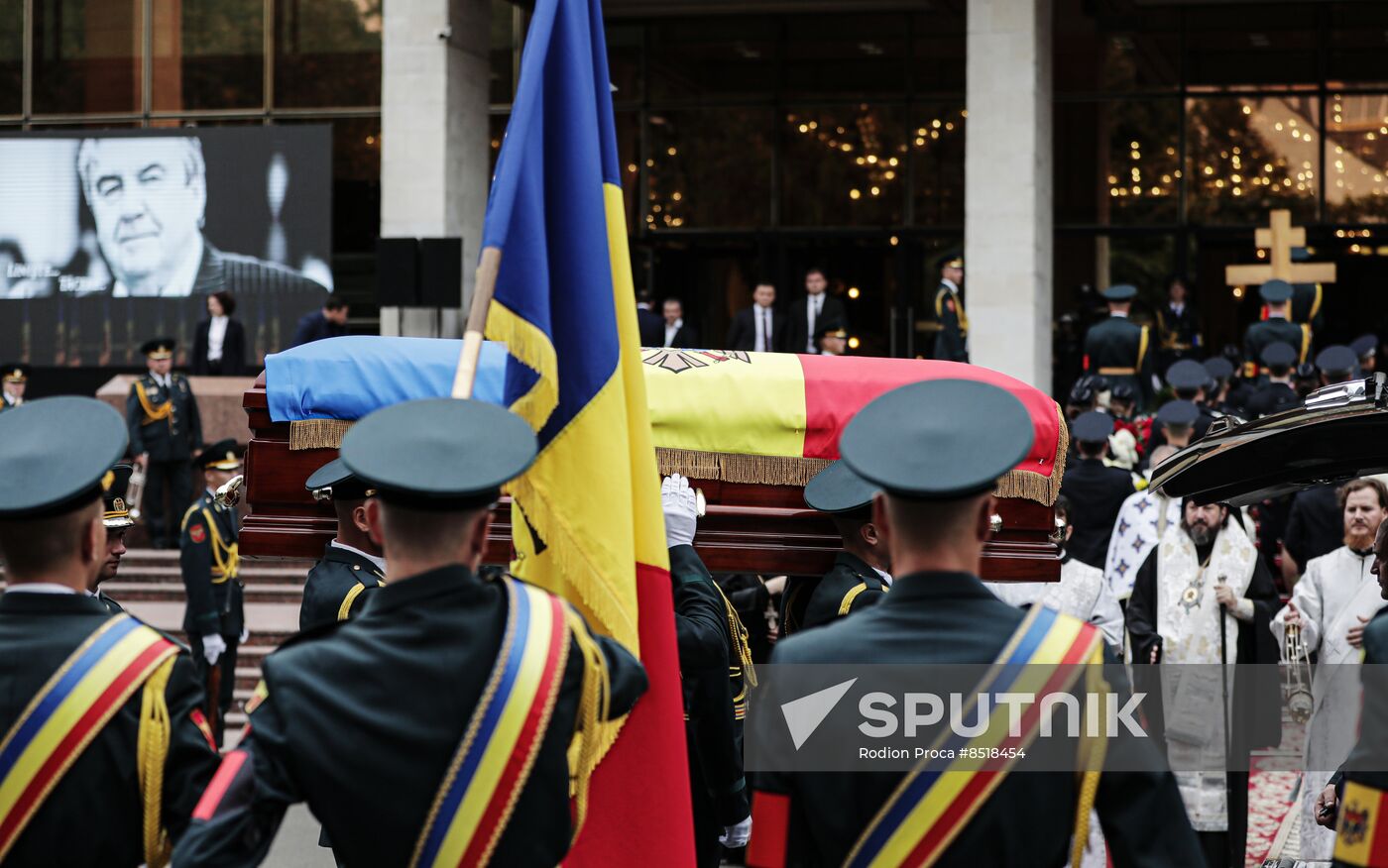 Moldova First President Snegur Death