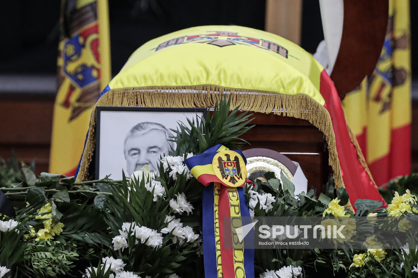 Moldova First President Snegur Death