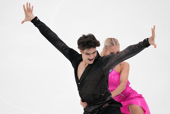 Russia Figure Skating Test Skates Ice Dance