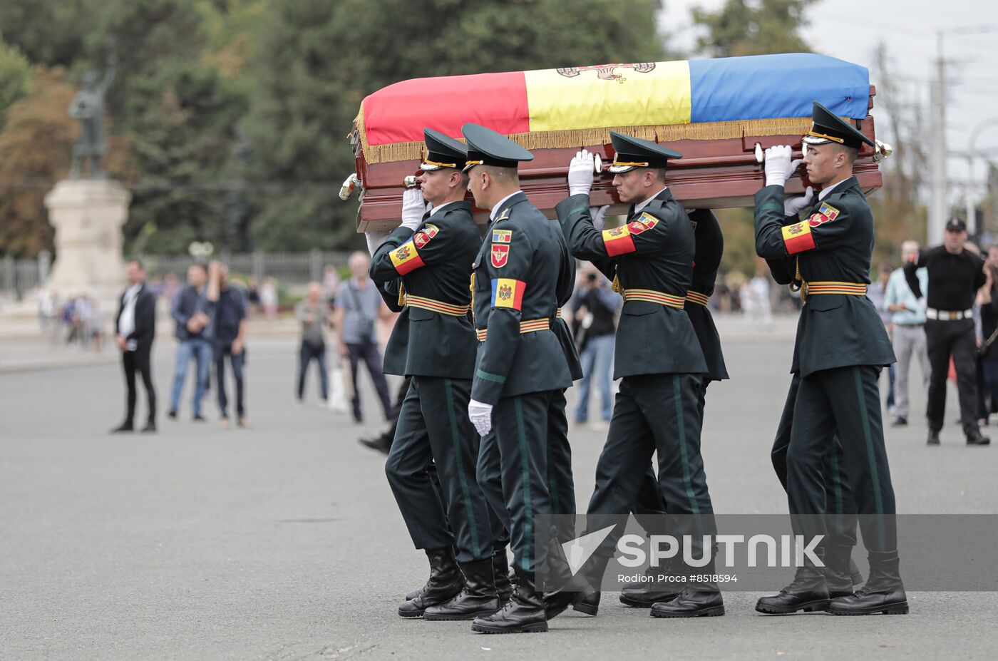 Moldova First President Snegur Death