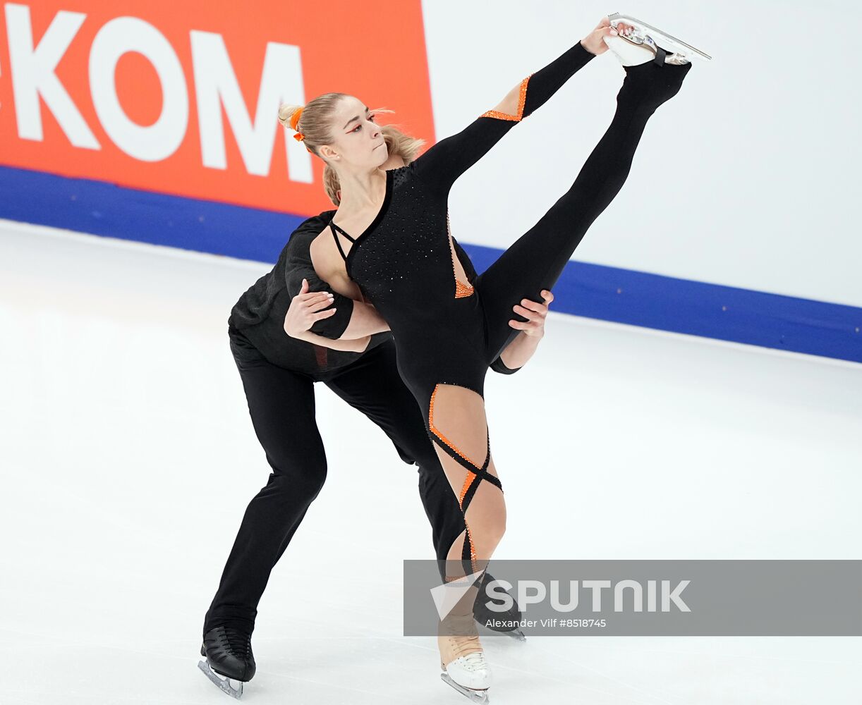 Russia Figure Skating Test Skates Pairs