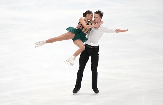 Russia Figure Skating Test Skates Pairs