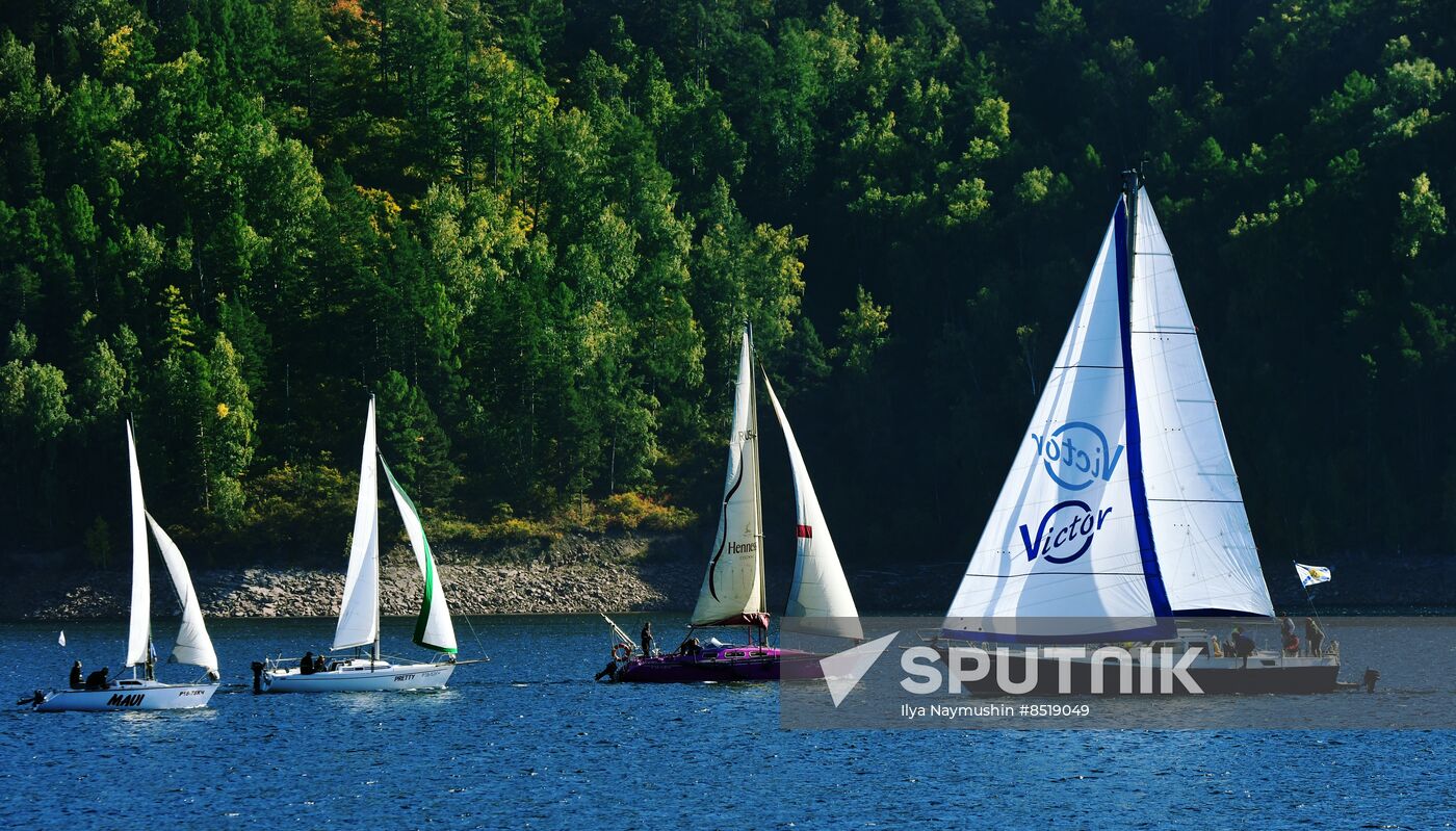 Russia Sailing