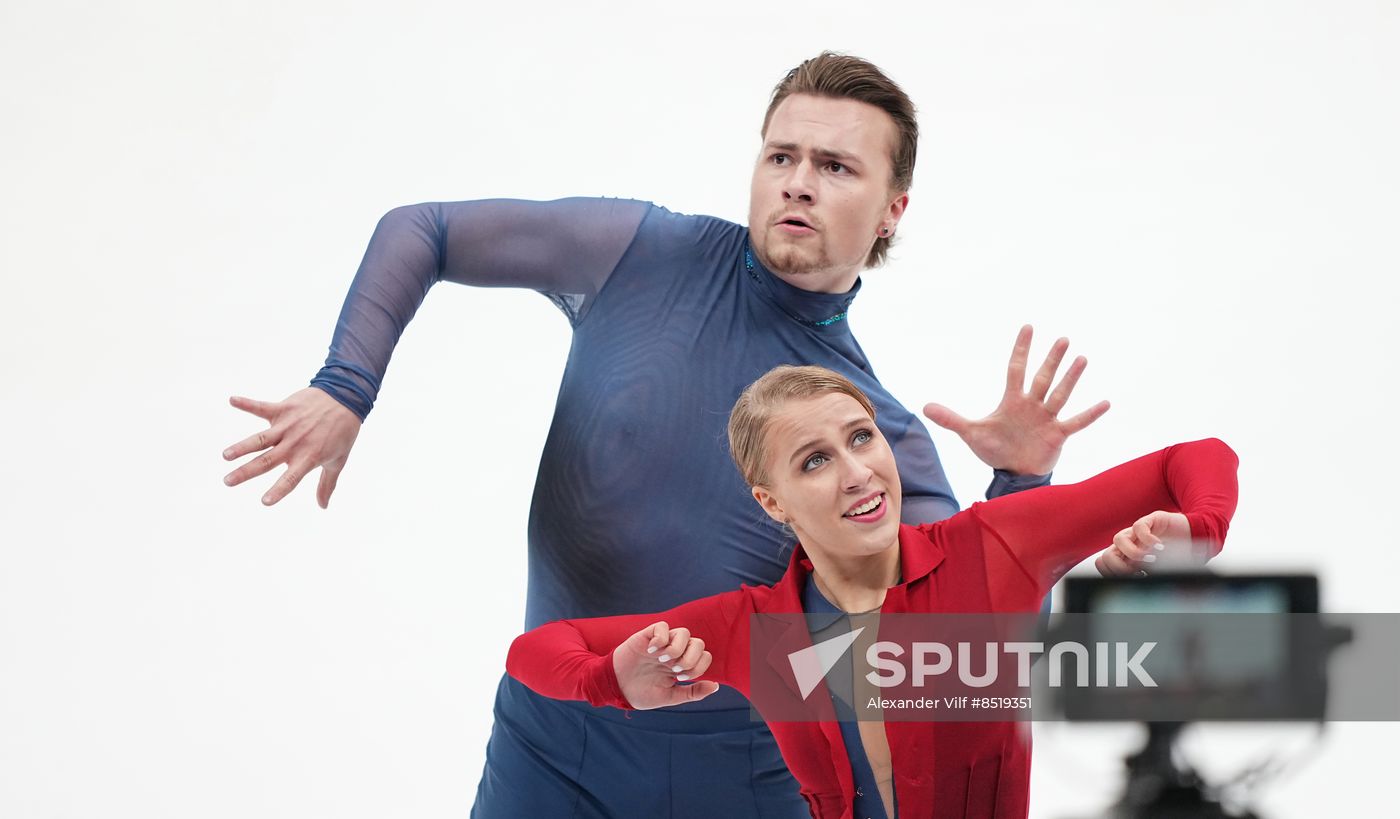 Russia Figure Skating Test Skates Ice Dance