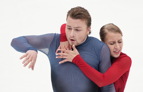 Russia Figure Skating Test Skates Ice Dance
