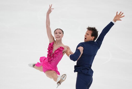 Russia Figure Skating Test Skates Pairs