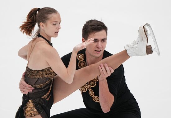 Russia Figure Skating Test Skates Pairs