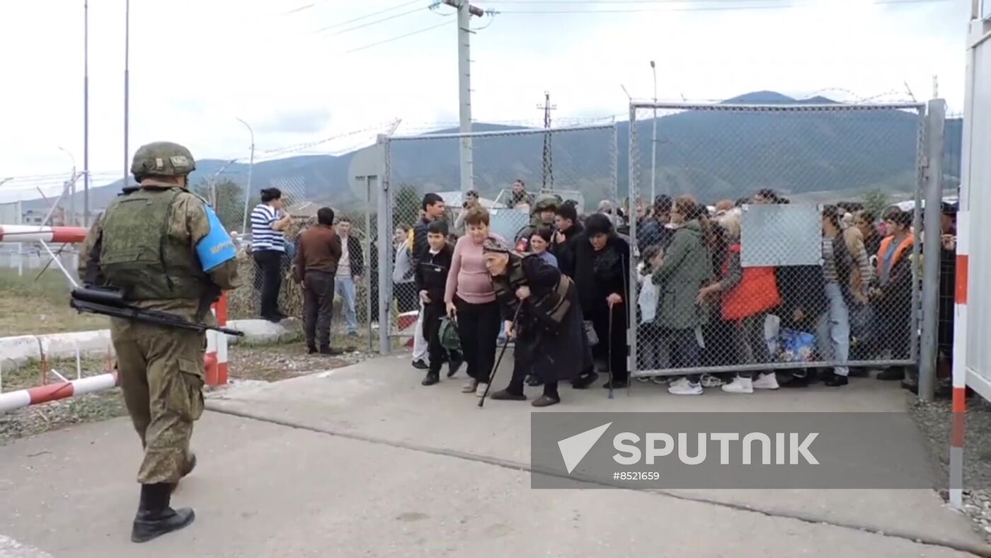 Azerbaijan Armenia Tensions Evacuees