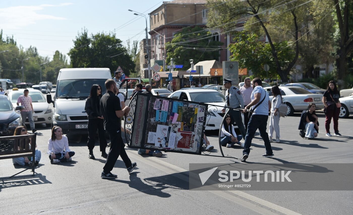 Armenia Azerbaijan Tensions Protests