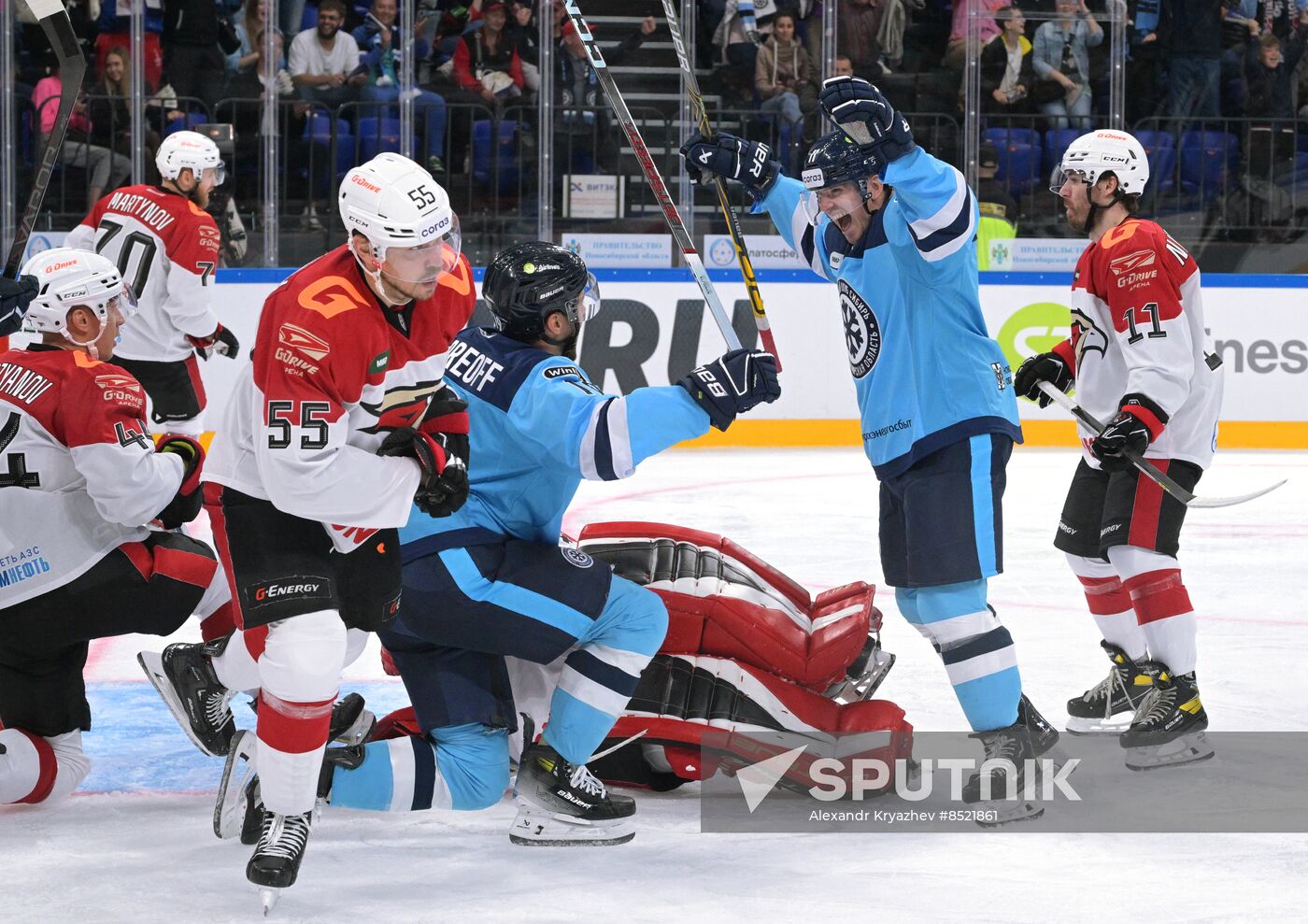 Russia Ice Hockey Kontinental League Sibir - Avangard