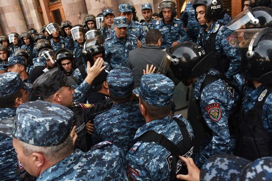 Armenia Azerbaijan Tensions Protests