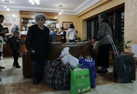 Armenia Azerbaijan Tensions Evacuees