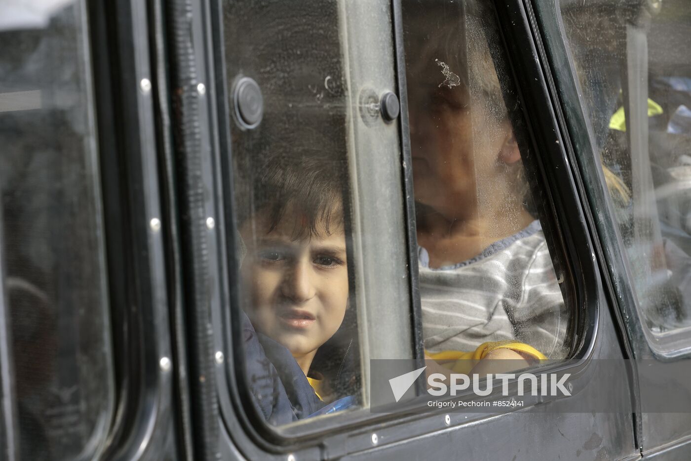 Armenia Azerbaijan Tensions Evacuees