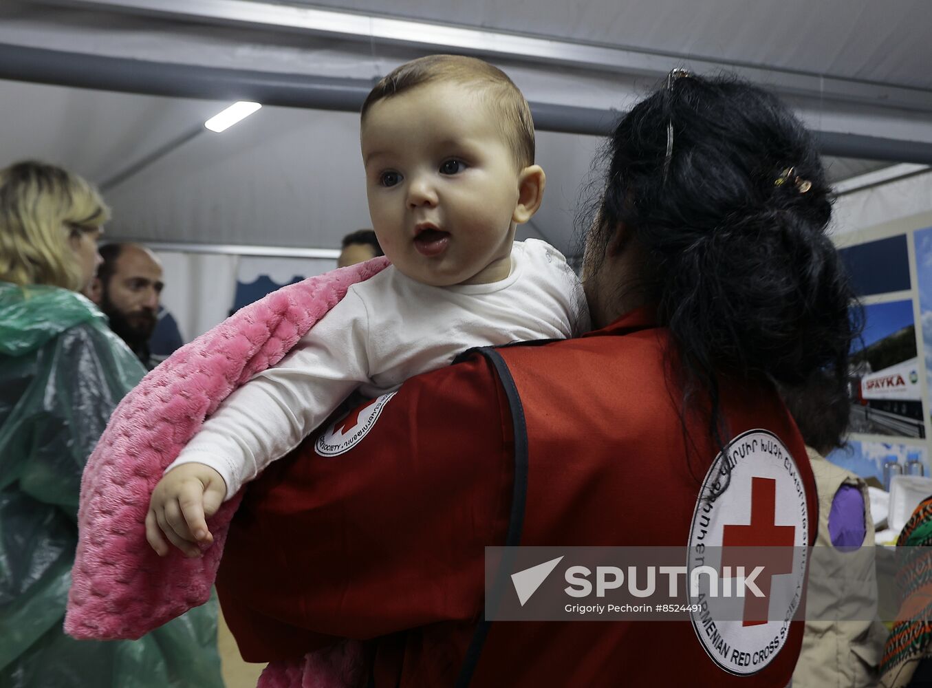 Armenia Azerbaijan Tensions Evacuees