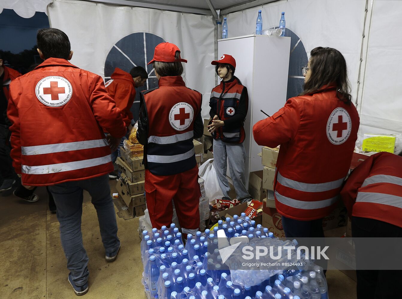 Armenia Azerbaijan Tensions Evacuees