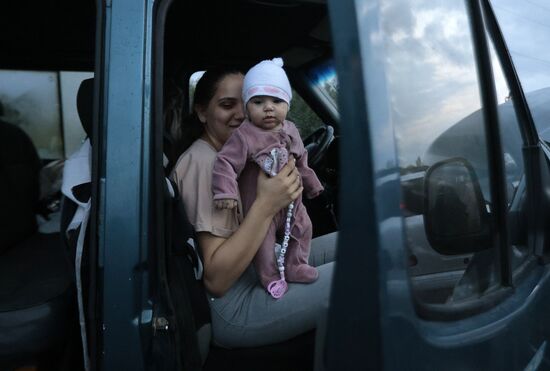 Armenia Azerbaijan Tensions Evacuees