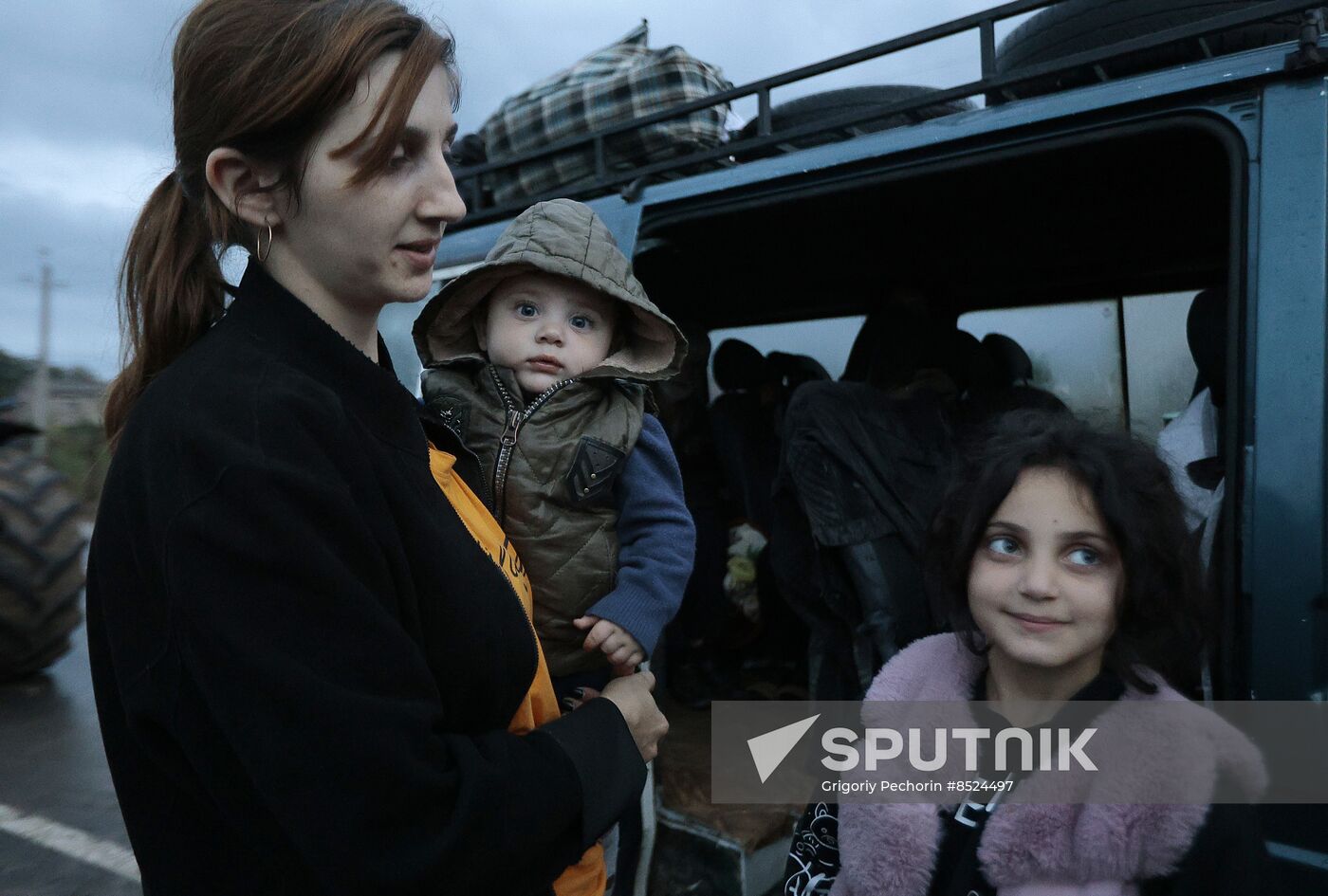 Armenia Azerbaijan Tensions Evacuees