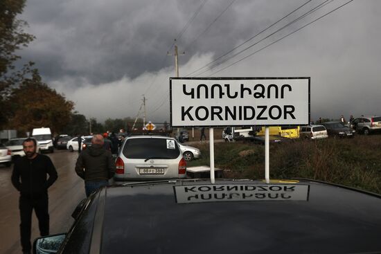 Armenia Azerbaijan Tensions Evacuees