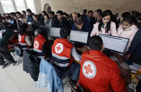 Armenia Azerbaijan Tensions Evacuees