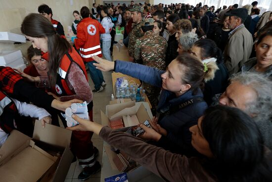 Armenia Azerbaijan Tensions Evacuees