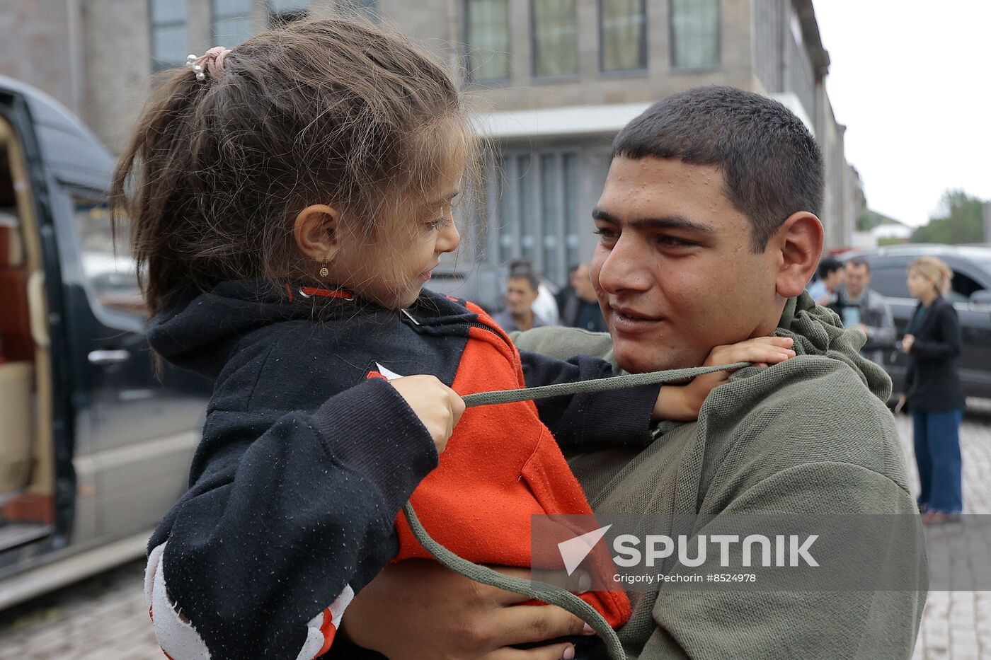 Armenia Azerbaijan Tensions Evacuees