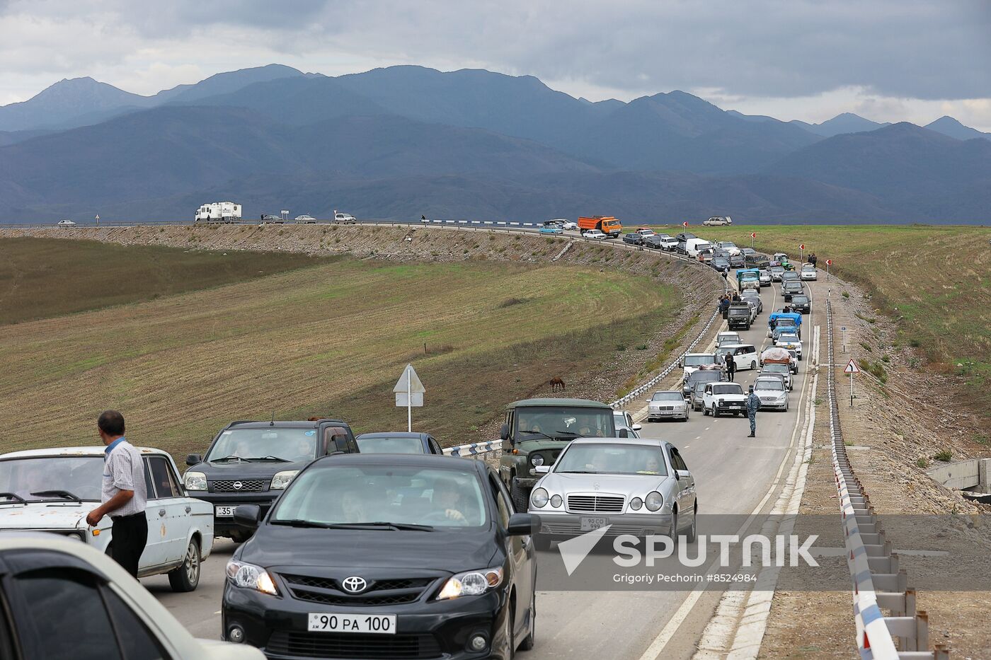 Armenia Azerbaijan Tensions Evacuees