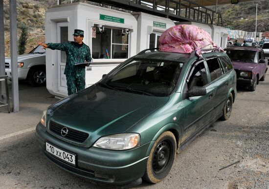 Azerbaijan Armenia Tensions Evacuees