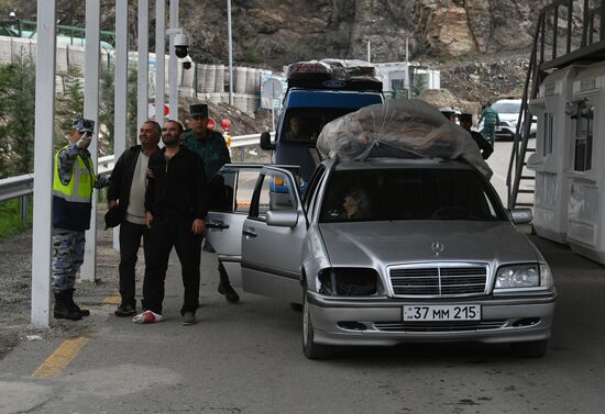 Azerbaijan Armenia Tensions Evacuees