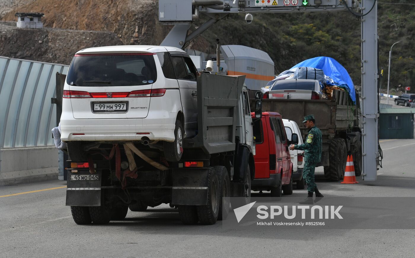 Azerbaijan Armenia Tensions Evacuees