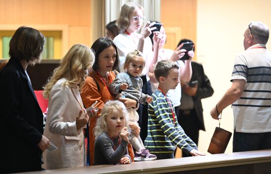 Russia Space Broadcast