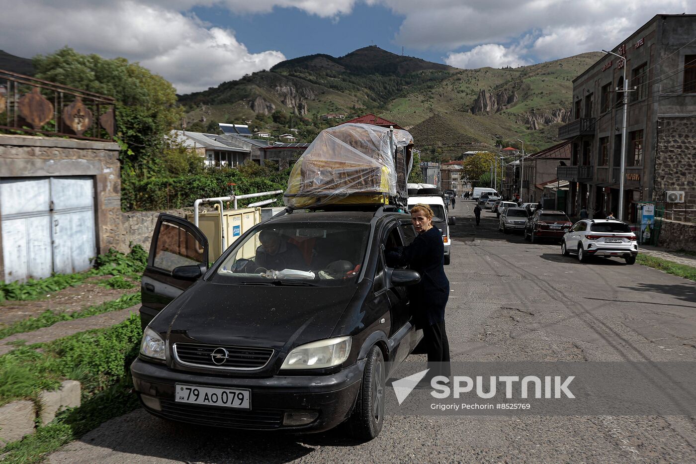 Armenia Azerbaijan Tensions Refugees