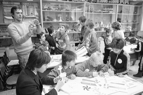 Members of Children as Peacemakers international organization visit USSR