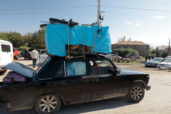 Armenia Azerbaijan Tensions Refugees