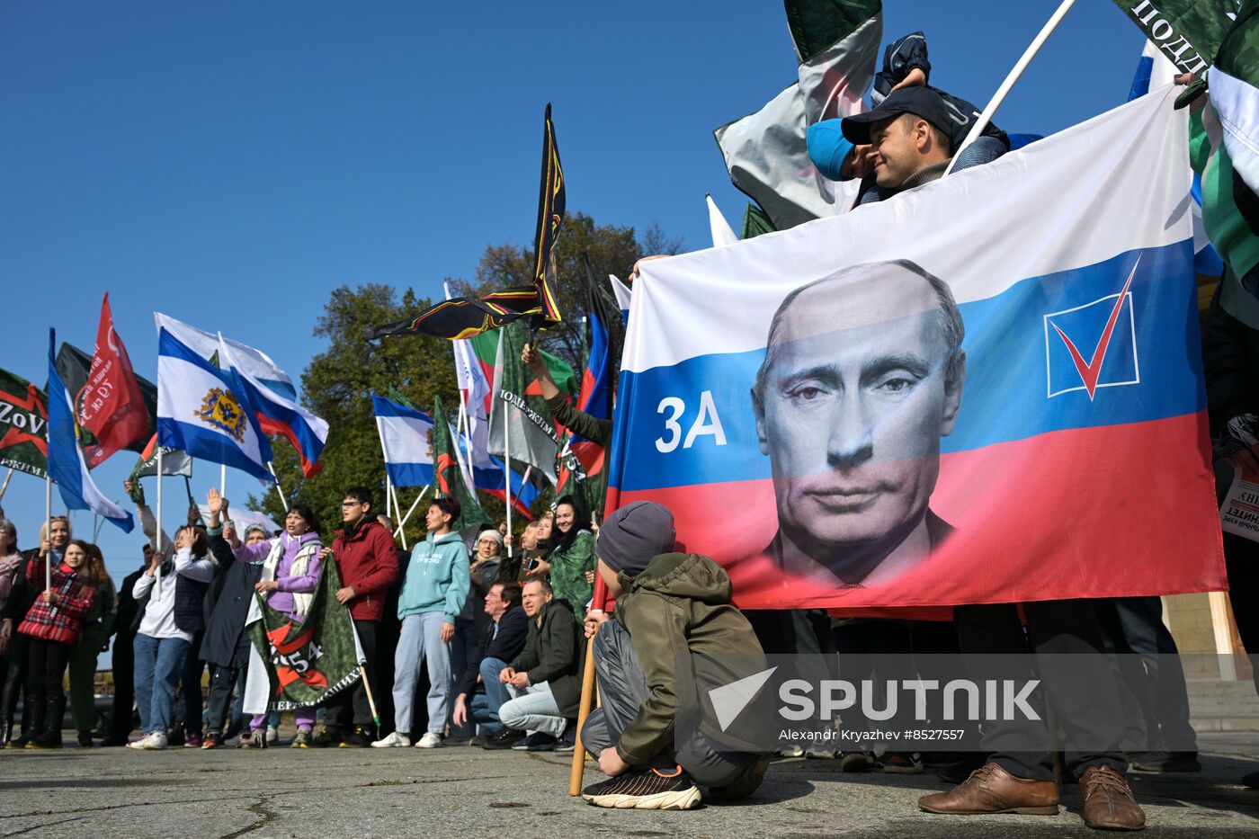 Russia New Regions Accession Day