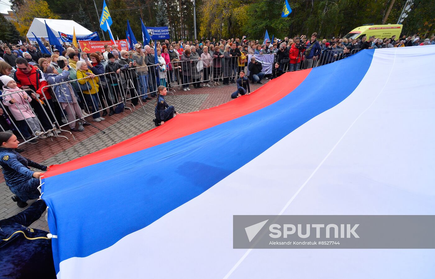 Russia New Regions Accession Day