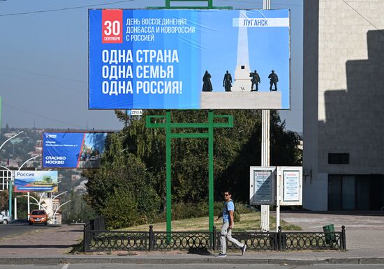 Russia New Regions Accession Day