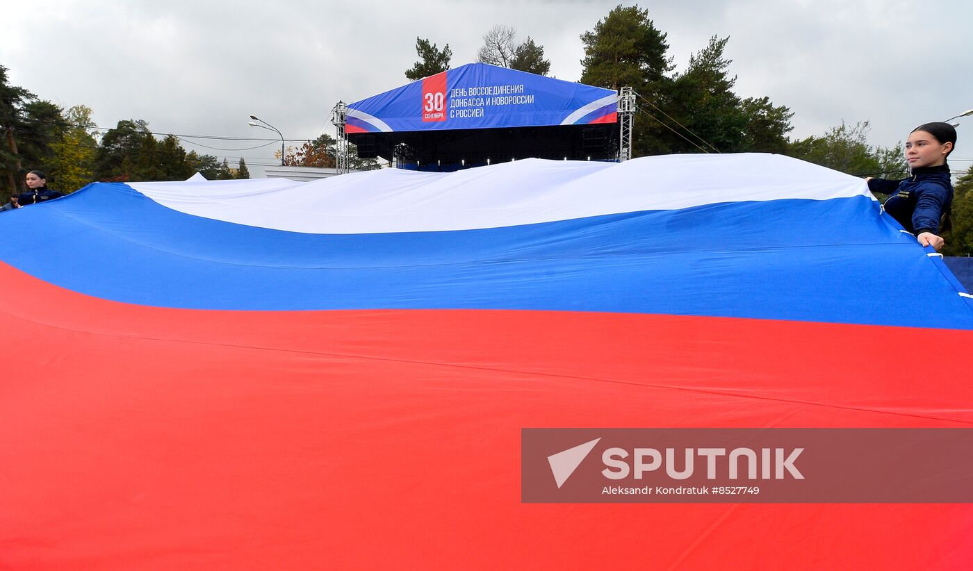 Russia New Regions Accession Day