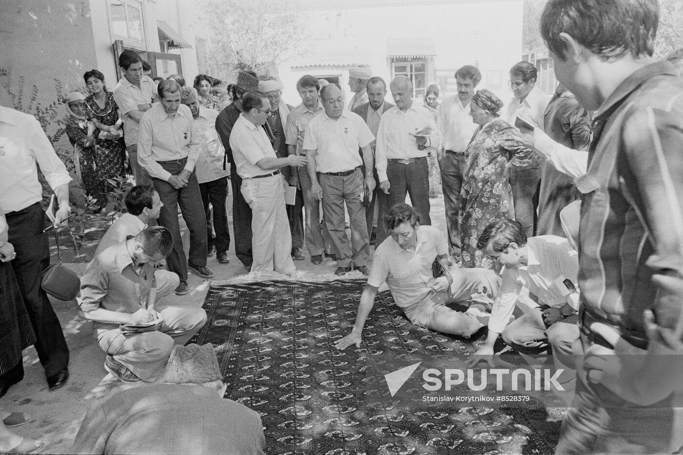 Democratic Republic of Afghanistan delegation visits Soviet Union