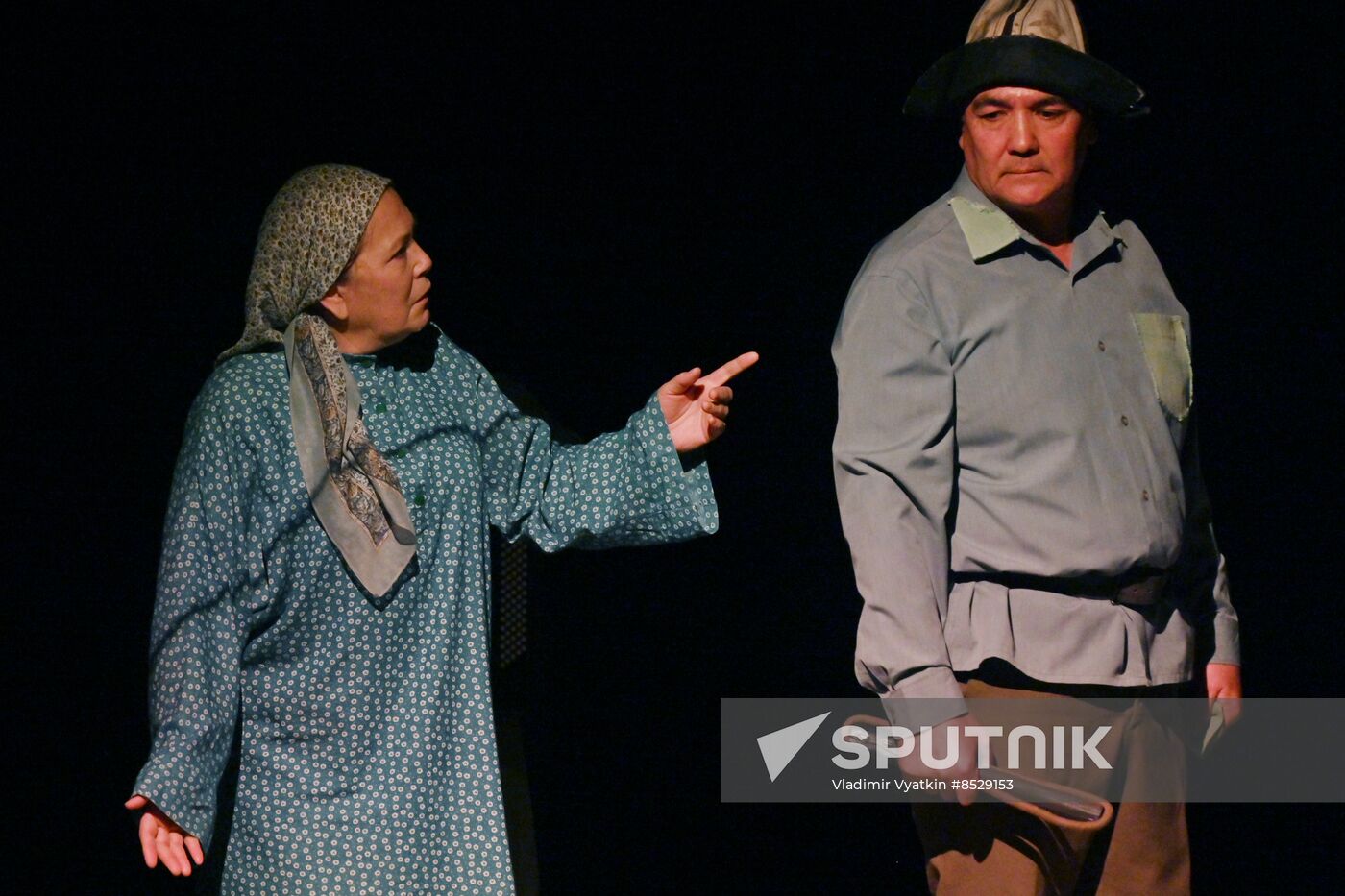 Russia Chekhov Theatre Festival Mother Field