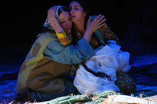 Russia Chekhov Theatre Festival Mother Field