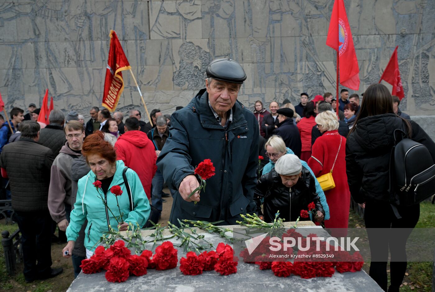 Russia Regions Constitutional Crisis Anniversary