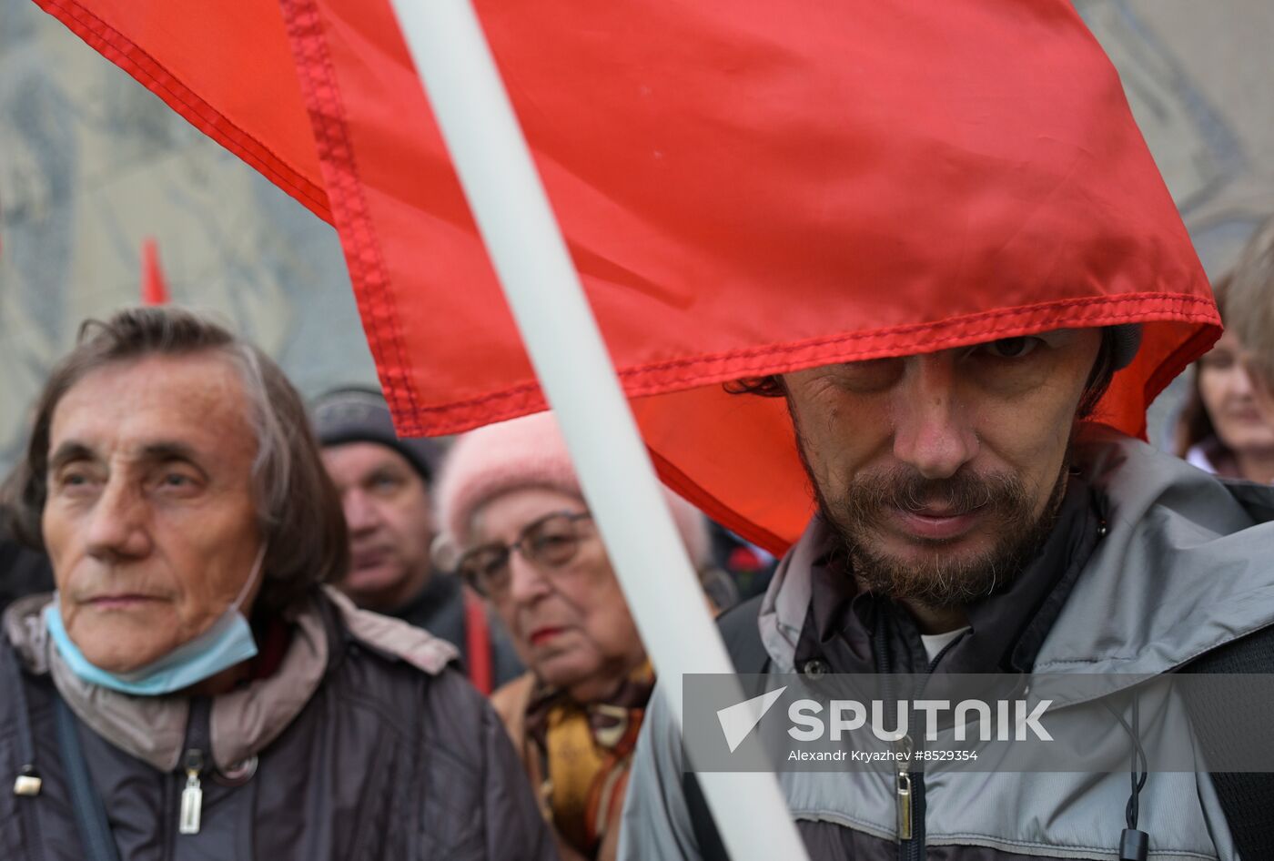 Russia Regions Constitutional Crisis Anniversary