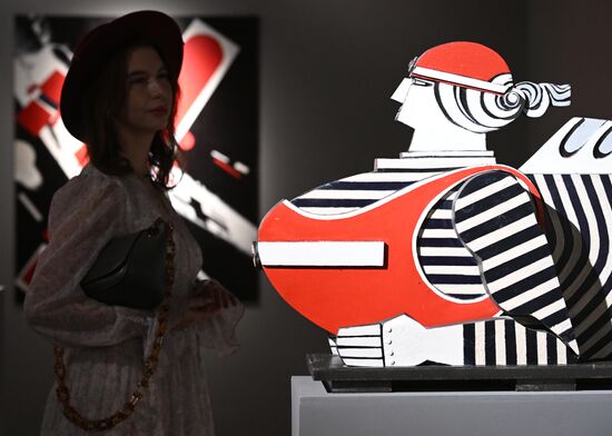 Russia Modern Art Exhibition